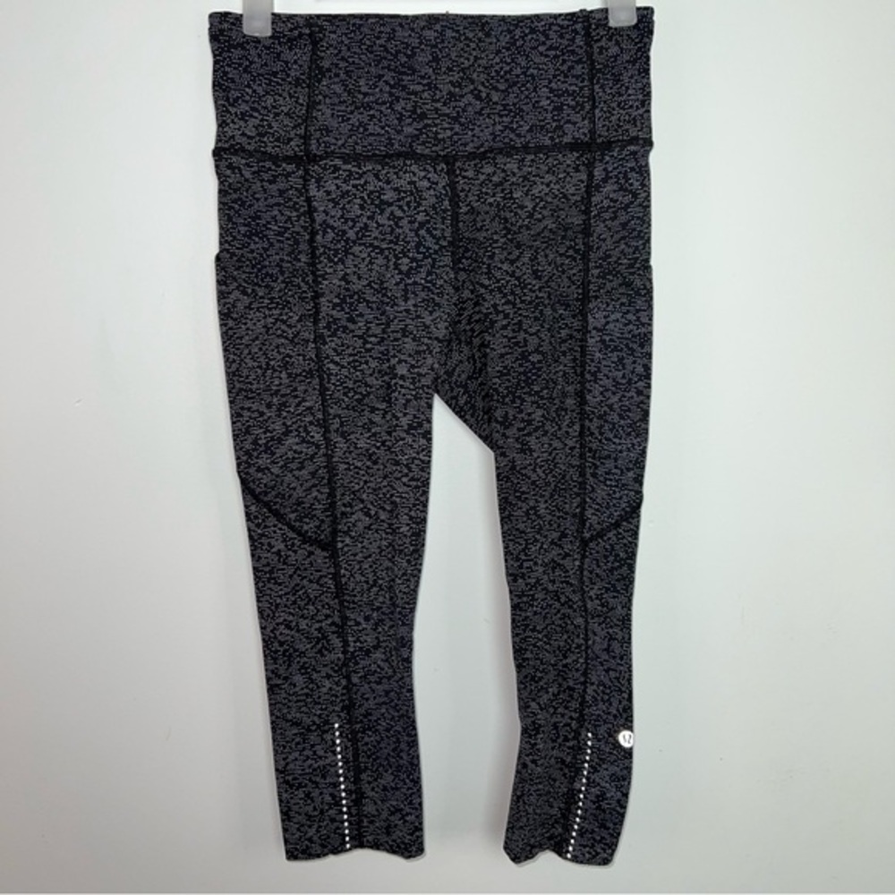 Lululemon Black White Speckle High Rise Leggings Women’s Size 6 Athletic Yoga